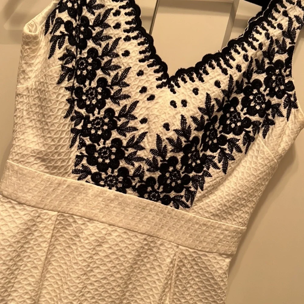 kate spade White Dress with Black Floral Embroidery